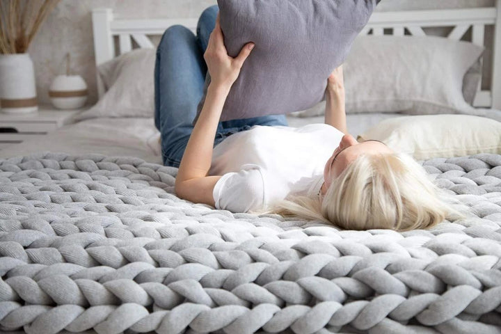 Grovstrikket pledd i myk mikrofiber, tolv farger