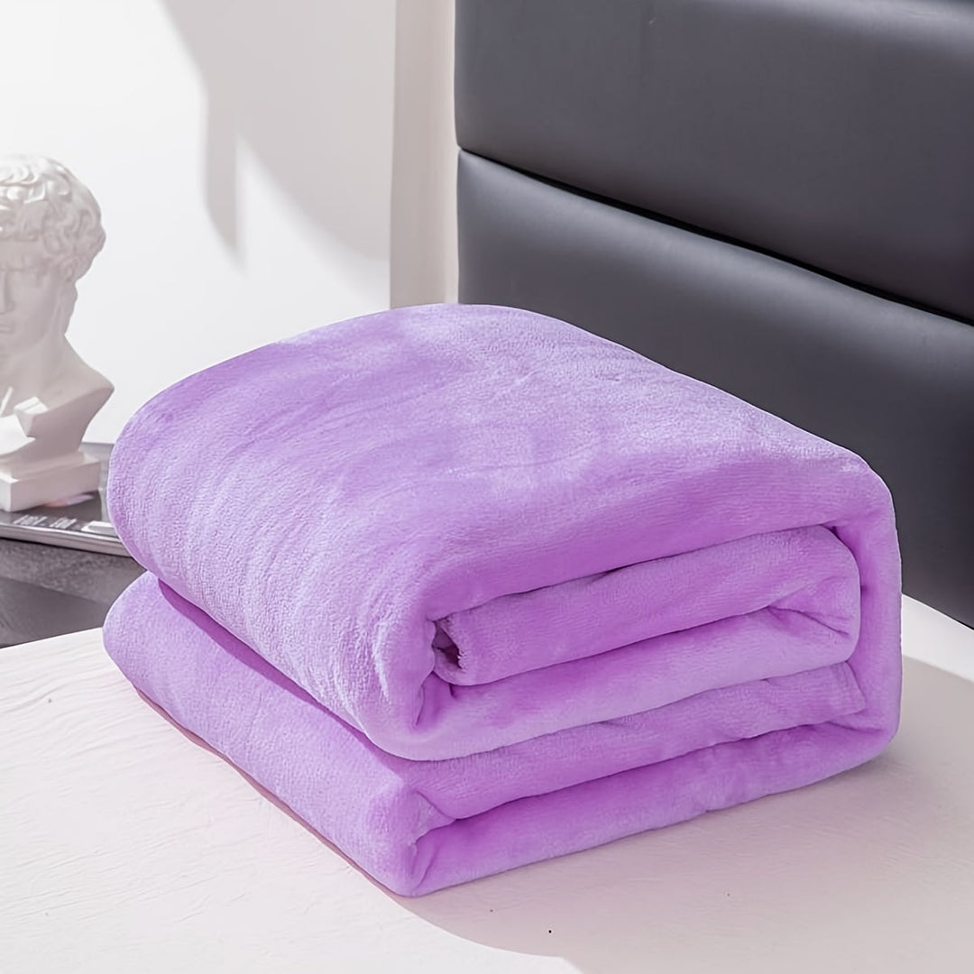 Mykt flanellpledd i polyester som varmer hele året