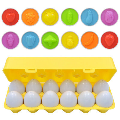 Lekeegg i eggekartong med former