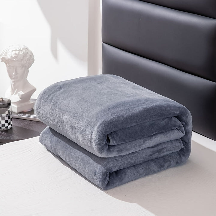 Mykt flanellpledd i polyester som varmer hele året