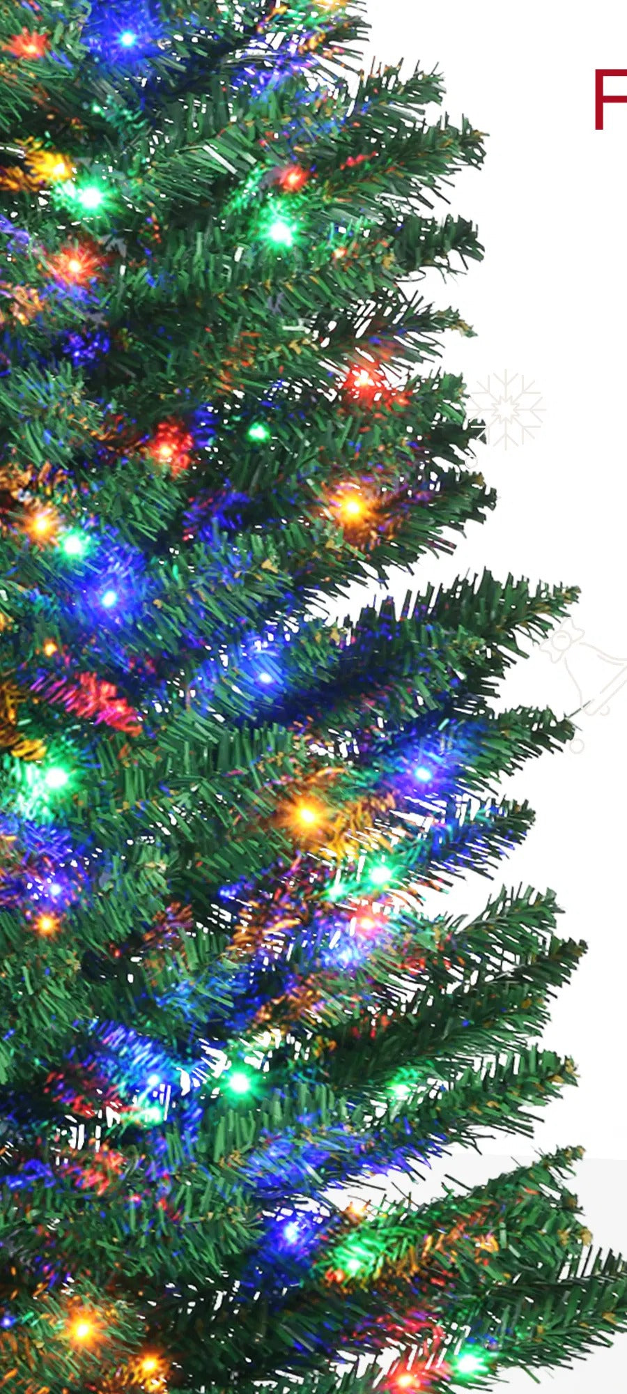 Smalt grønt juletre med fargerike lys