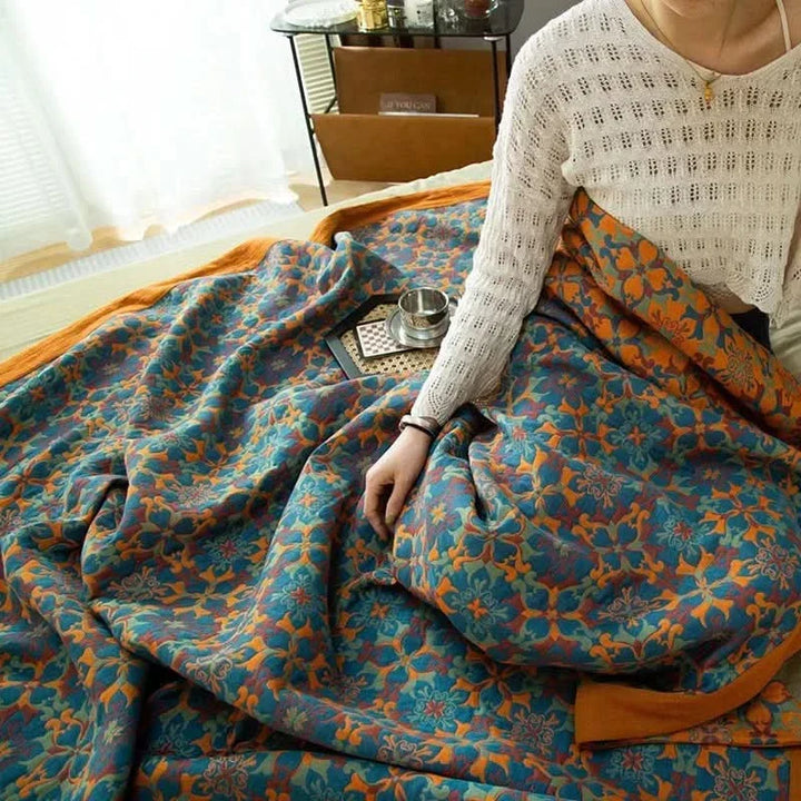 Dekorativt koselig pledd – mykt, lett og varmt til sofa og seng