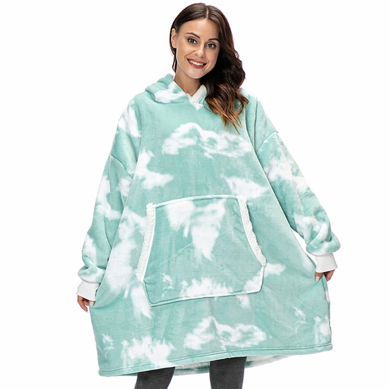 Pleddhettegenser i fleece med stor hette og lommer