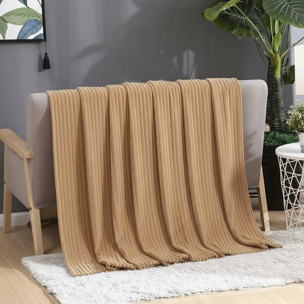 Flanellfleecepledd med brede striper, ultramykt og varmt