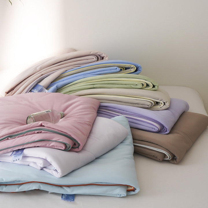 Teppe i mikrofiber med bølgemønster, tåler vask på høy temperatur