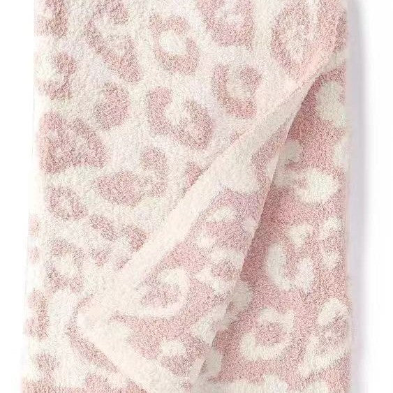 Pledd med leopardmønster, ekstra mykt og tåler maskinvask