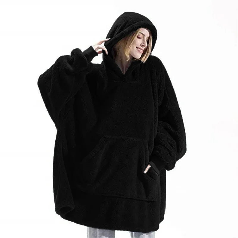 Oversized hettepledd i flanell med lange ermer, unisex