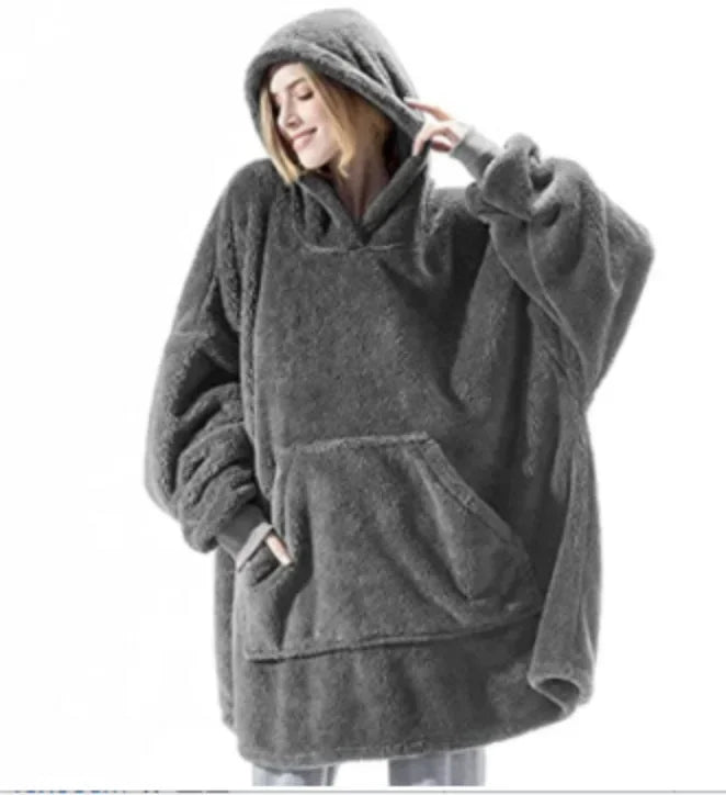 Oversized hettepledd i flanell med lange ermer, unisex
