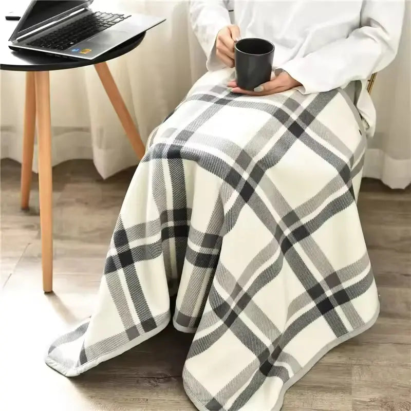 Lunvang™ Rutete pledd med trykknapper – poncho, cape eller skjørt
