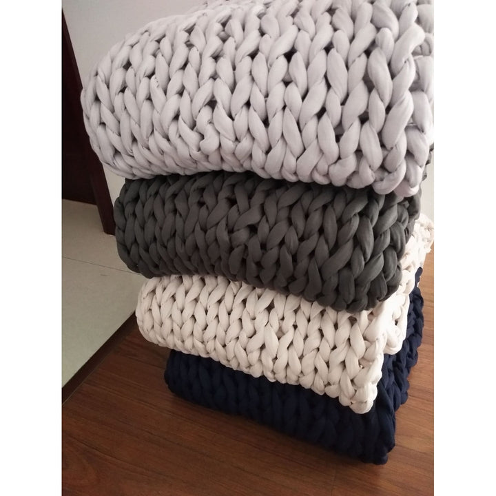 Håndvevd chunky knit-pledd med deilig tyngde