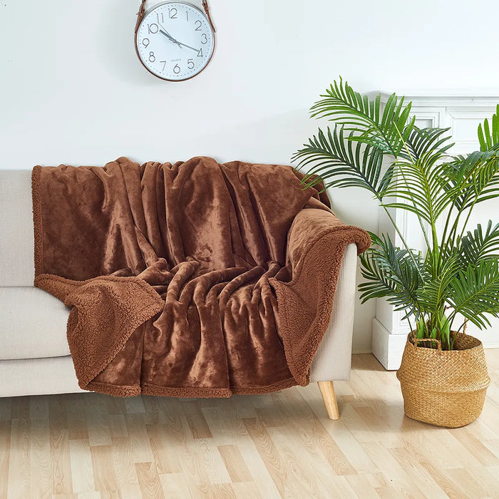 Lunvang™ Vanntett plysjpledd og vendbart møbelbeskytter for sofa